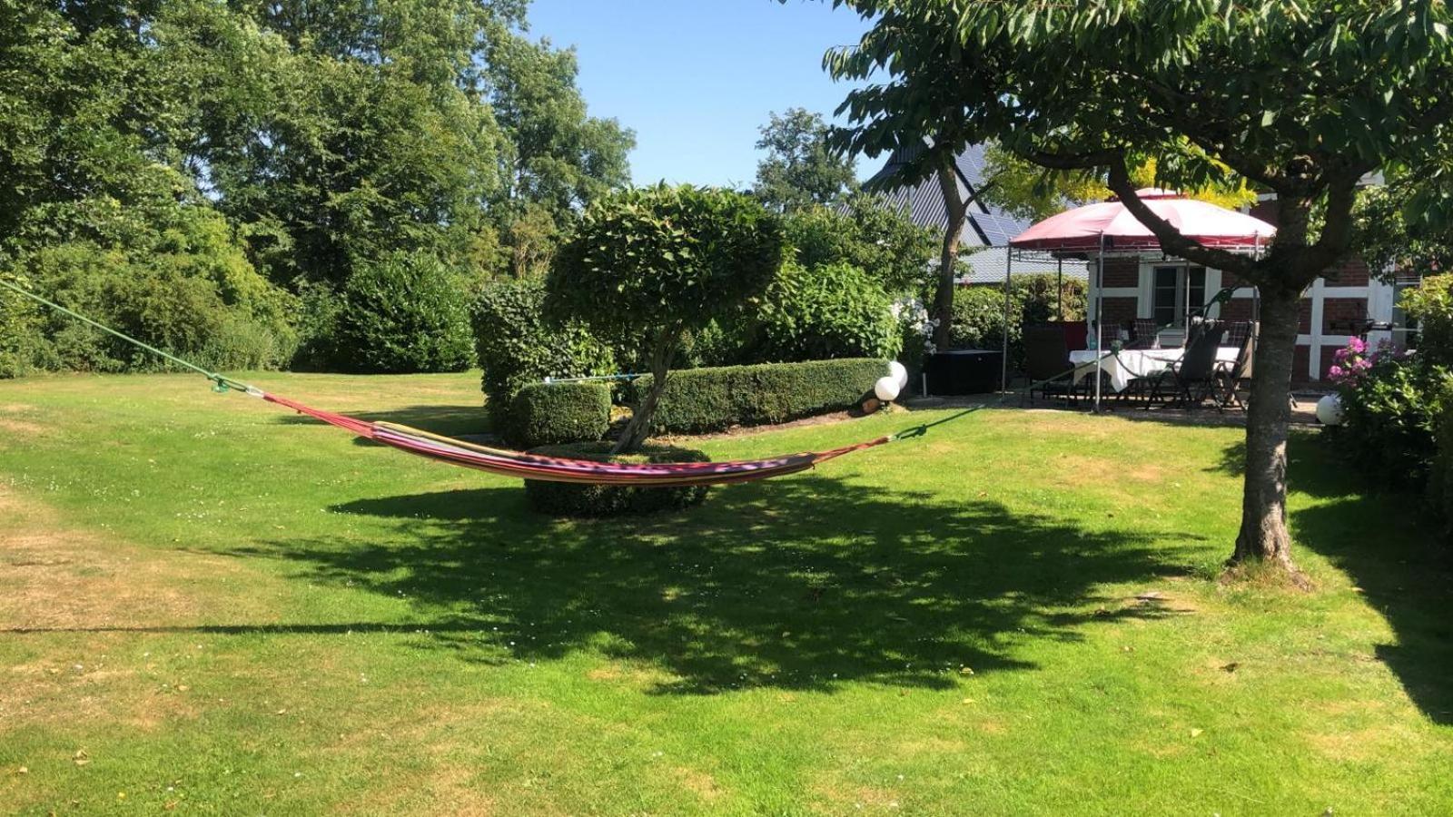 Altes Landhaus Oste, Klavier Appartement, 2 Zimmer Mit Kamin Hemmoor Εξωτερικό φωτογραφία